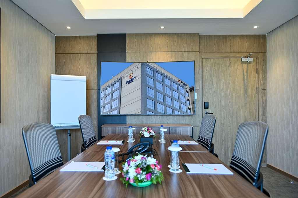 Comfort Hotel Jeddah King Road 시설 사진